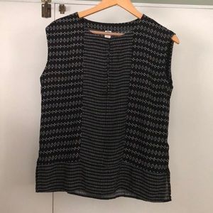 🔥FINAL SALE🔥Old Navy Top - Size Small